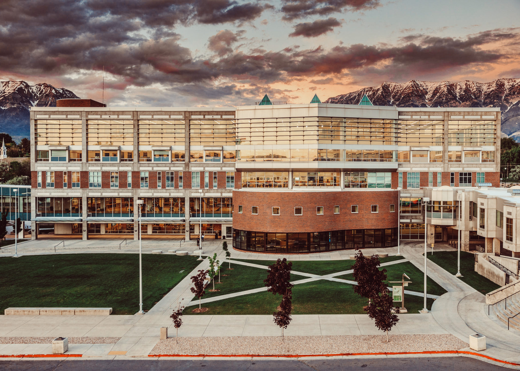 Utah Valley University Athleticademix