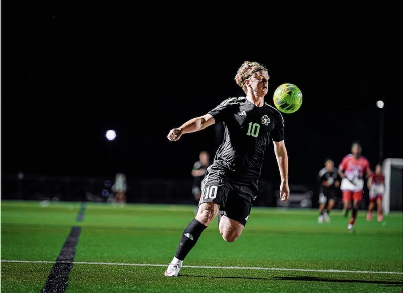 Marcus Larsson på Thomas College fick göra sitt första mål på college. Stort grattis Marcus!